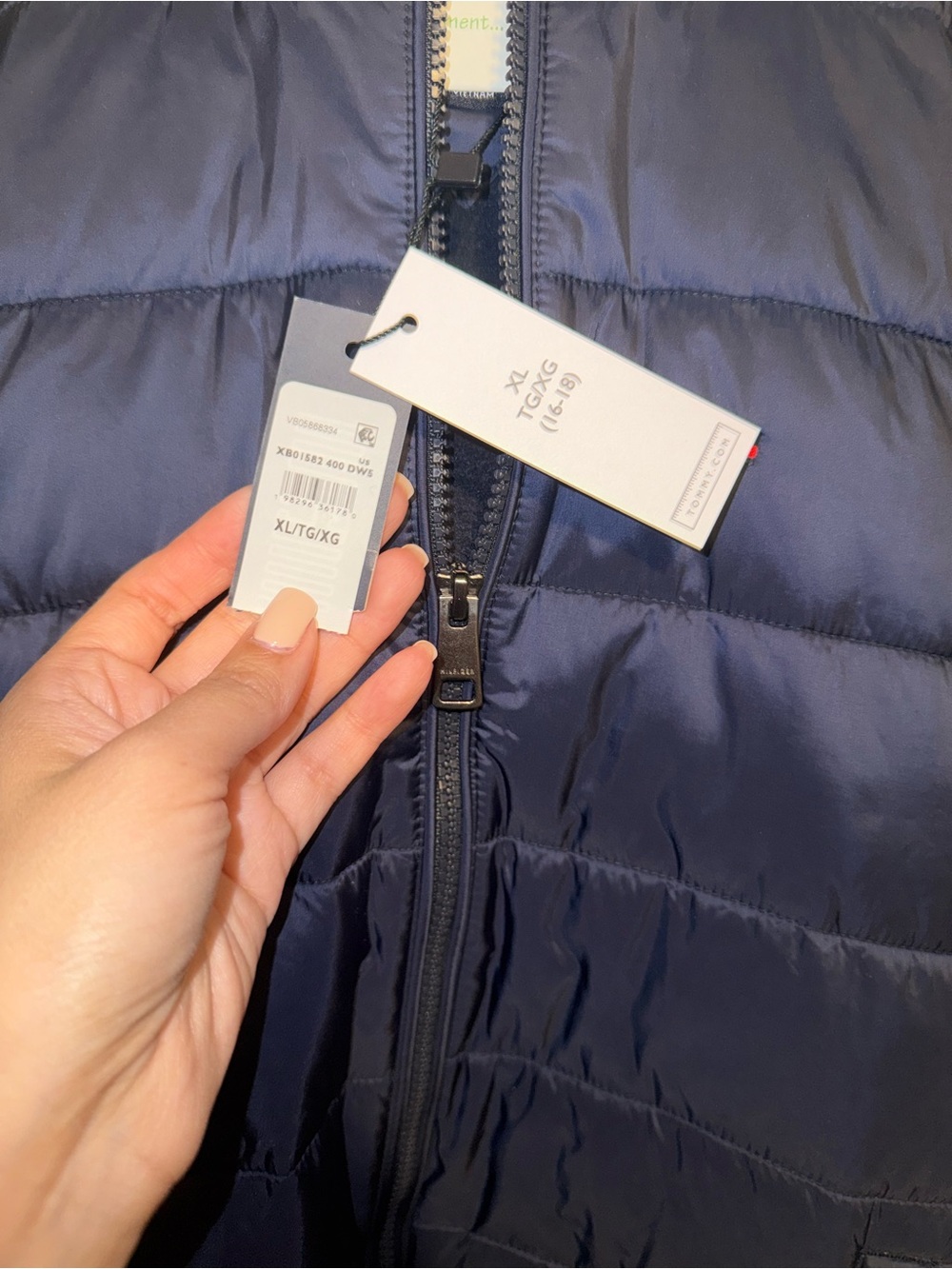 NWT Boys Tommy Hilfiger light Jacket - Picture 2 of 3